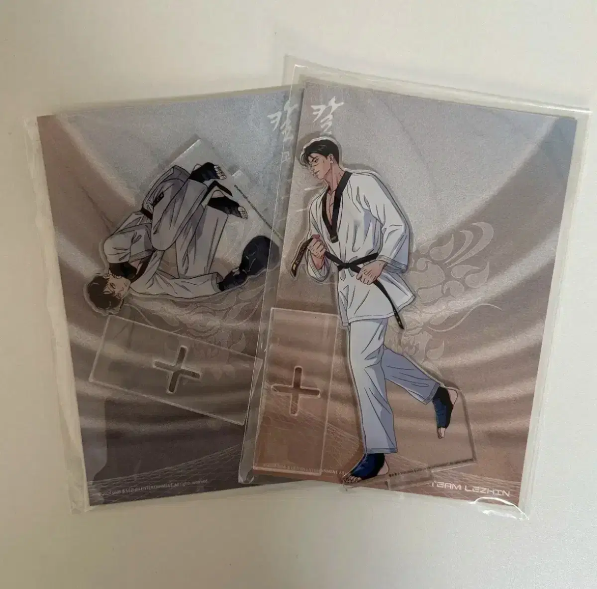 The Blade and Petal Team Resin Acrylic Stand Bulk wts
