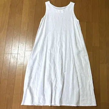 Vlas Blomme 블라스 블롬 2 슬리브리스 원피스