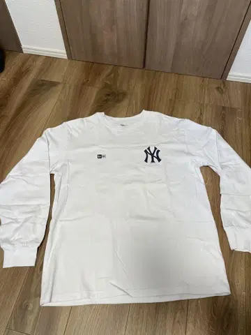 NEW ERA 롱T NY L 사이즈