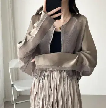베이지 지퍼 업 벌룬 슬리브 자켓