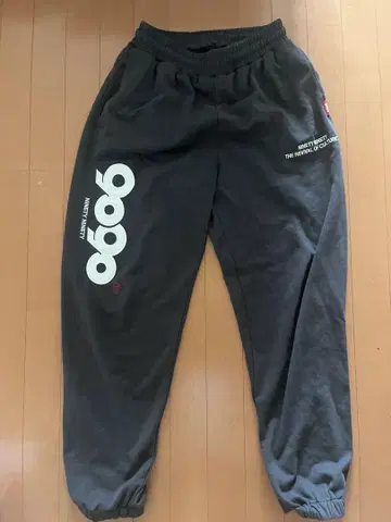 9090 맨투맨 아래