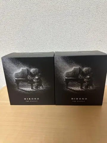 Popmart Hirono The Pianist Figure 정품 2개