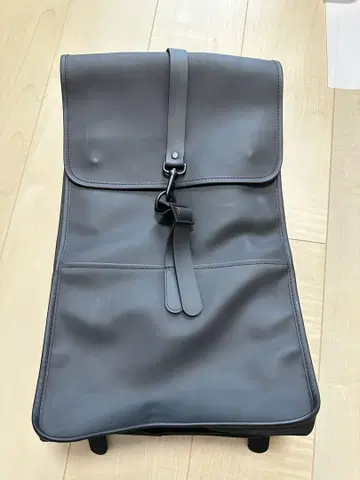 rains 백팩