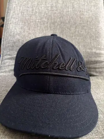 Mitchell & Ness 네이비 야구 모자