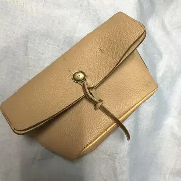 가죽 베이지 파우치