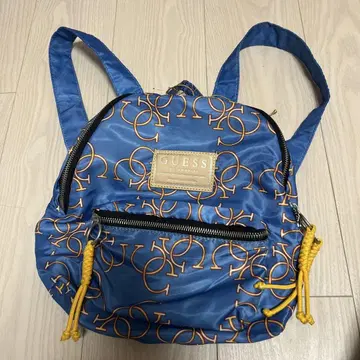 GUESS 로고 프린트 백팩