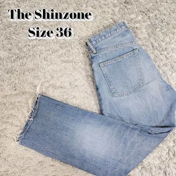 The Shinzone 스트레이트 컷오프 데님 버튼 플라이 일본제