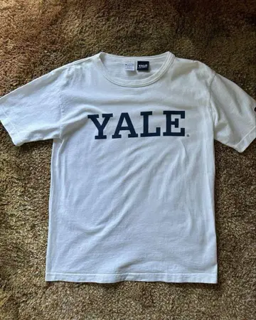 챔피언 YALE 티셔츠 M 사이즈