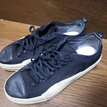 Y-3 블랙 스니커즈 로우 컷 YUBEN LOW