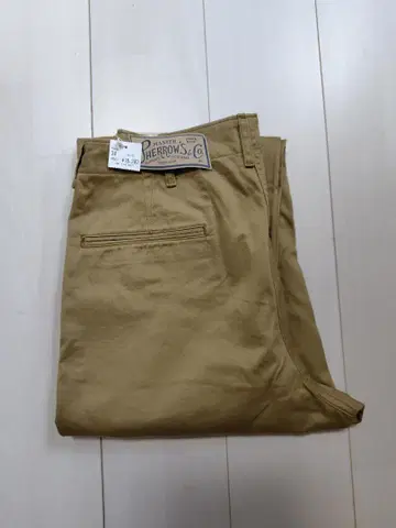 페로우즈 p41m 베이지 34인치 새상품. 미사용품
