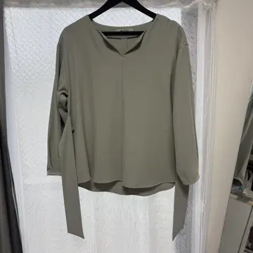 나노 유니버스 오피스 블라우스