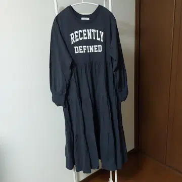 FREAK'S STORE 로고 프린트 티어드 원피스
