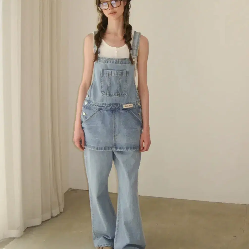 【SOMEWHEREBUTTER】Combi Denim Overall - Middle Blue MUSINSA公式 | SOMEWHEREBUTTER Combi Denim Overall - Middle Blue