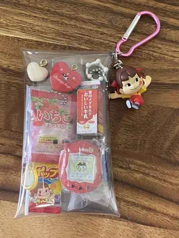 가챠가챠 파우치 빨간색 핑크 계열 가챠가챠 미니어처 페코짱