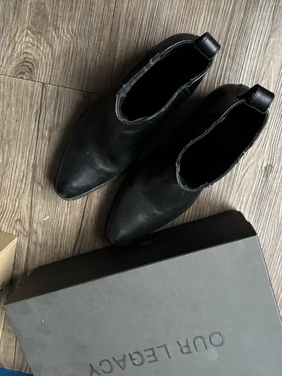 Our Legacy Cuban, size 42