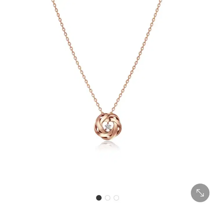 [Golden dew] 韓国☆18K Gold☆Happy Bloom 3 necklace GOLDEN DEW | 골든듀 Golden Dew Happy Bloom 3 Necklace