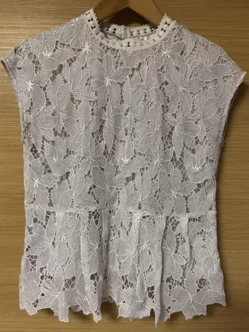 Noela 레이스 블라우스