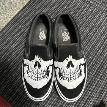 VANS 슬립온 조 본즈 블랙 화이트 스컬 락