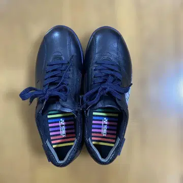 YONEX 파워 쿠션 스니커즈