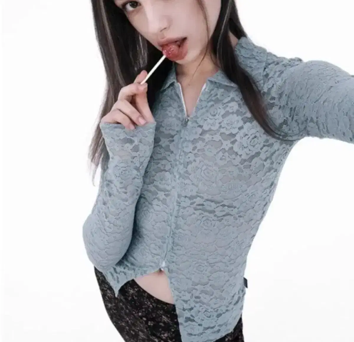 Sculptor Rose Layce Zip-Up Shirt