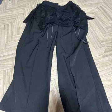 새상품 블랙 팬츠 레이스 부착