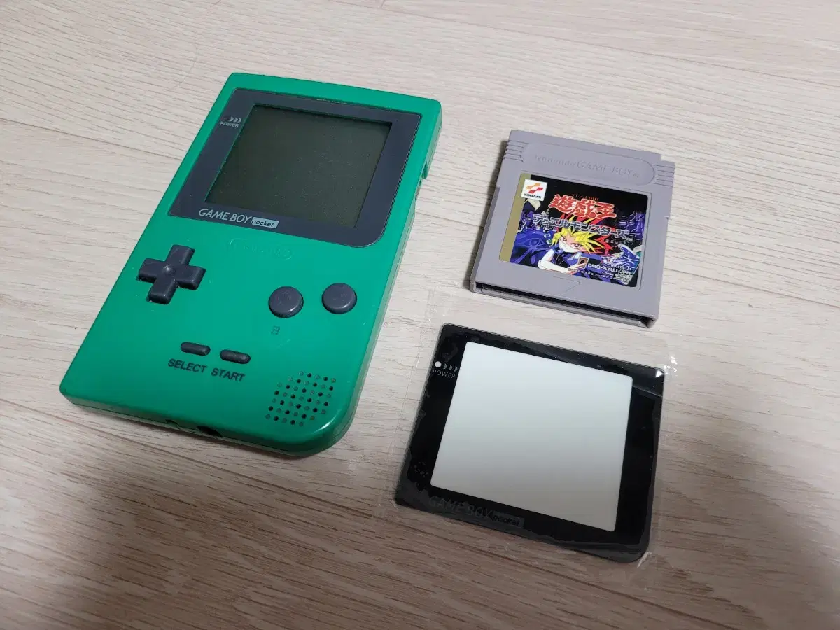 Nintendo Game Boy Pocket GBP Yu-Gi-Oh! Chip