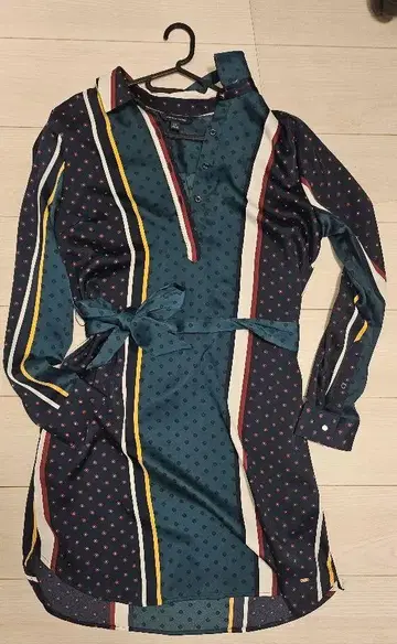 TOMMY HILFIGER 다크 그린 셔츠 원피스 S/P