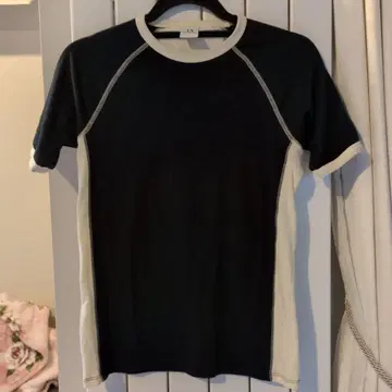 아르마니 익스체인지 Armani Exchange 네이비/화이트