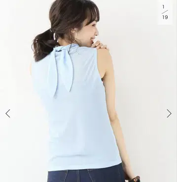 REJINA PYO NOBLE 컬러 슬리브리스 상의