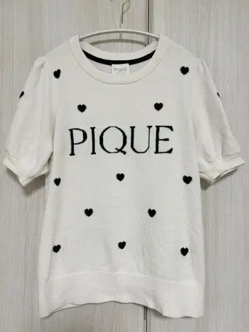 화이트 하트 무늬 PIQUE
