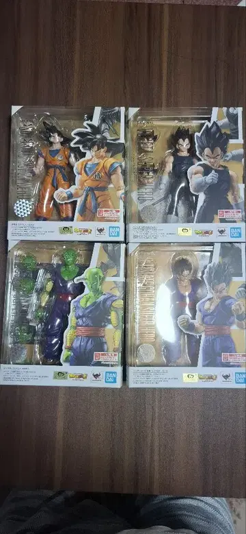 S.H.Figuarts 드래곤볼 손오공 베지터 피콜로 우웬