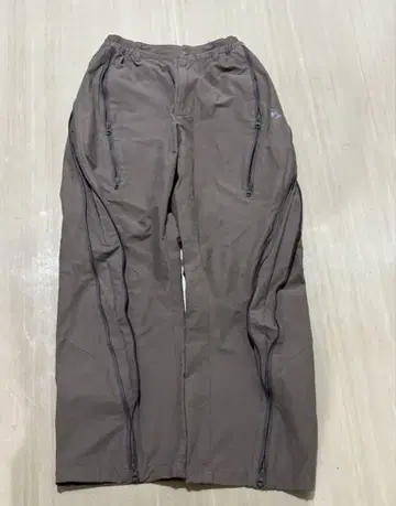 산상어 / 지퍼 팬츠
