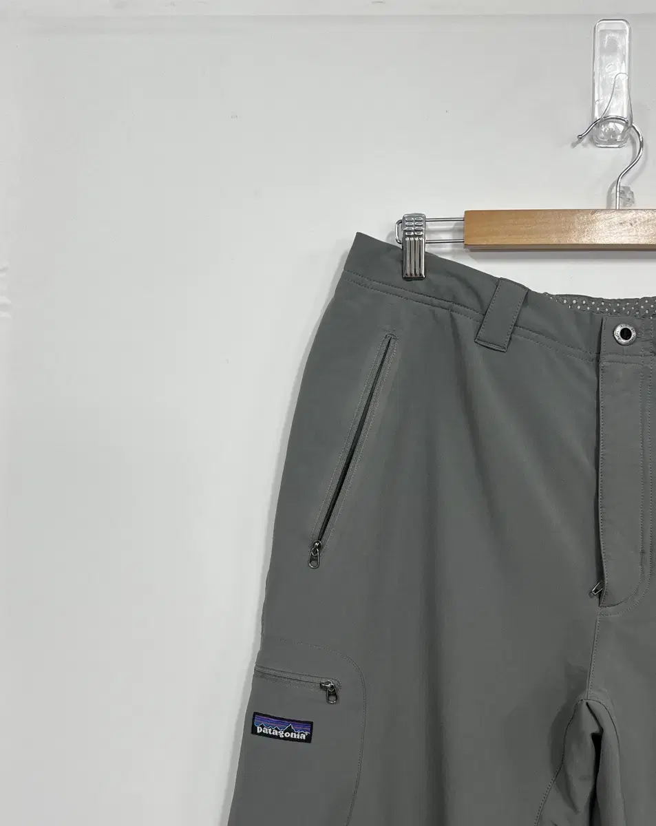 Patagonia Outdoor Spandex Gray Pants