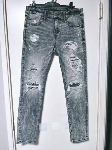 AMERICAN EAGLE 데님 슬림 청바지 데미지 가공
