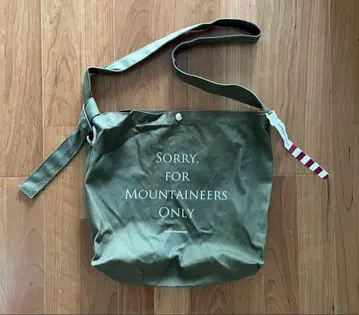 Mountain Reserch Trek Tote 숄더백