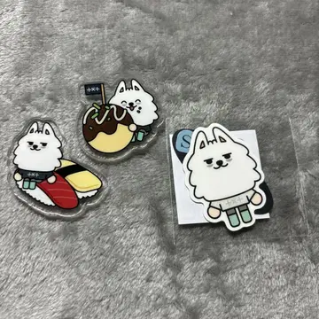 TXT 수빈 영몬 아크릴 핀 배지 스티커