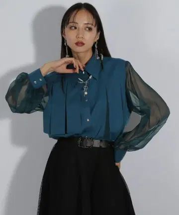 HARE 시어 절개 플리츠 셔츠 블루