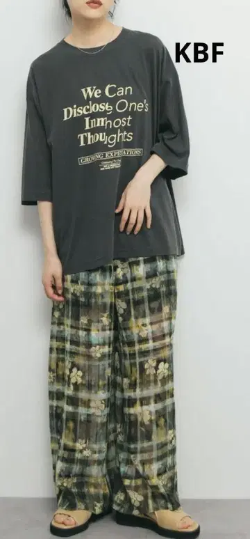KBF 프론트 로고 BIGTEE URBANRESEARCH 어반 리서치