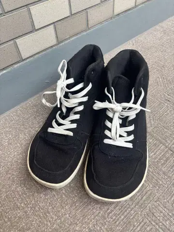 WHITIN Canvas Barefoot Shoes 하이컷 스니커즈