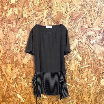 HIROMI YOSHIDA 반팔 티셔츠 플레어 보더 다크 브라운