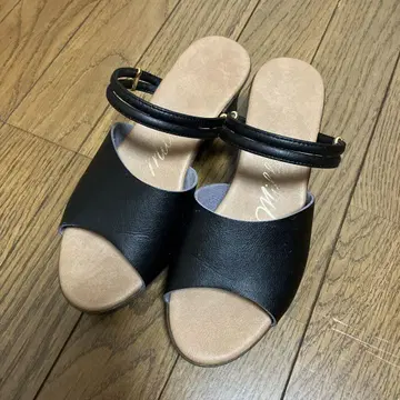 블랙 웨지 샌들 24.5cm