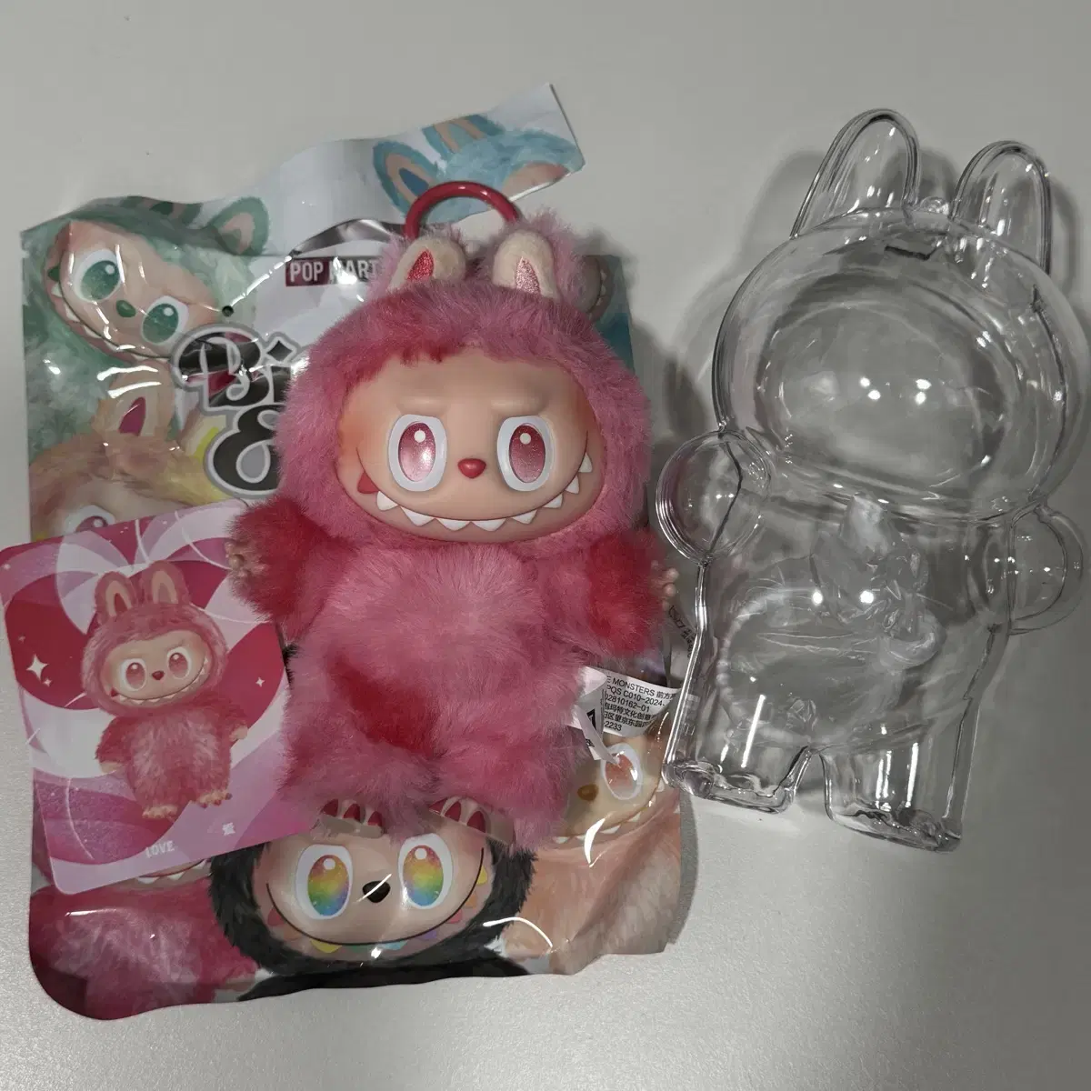 【POP MART】人気★ラブブ ハイライト シリーズ Love Keyring 楽天市場】日本未入荷 Pop Mart ポップマート ラブブ ザー
