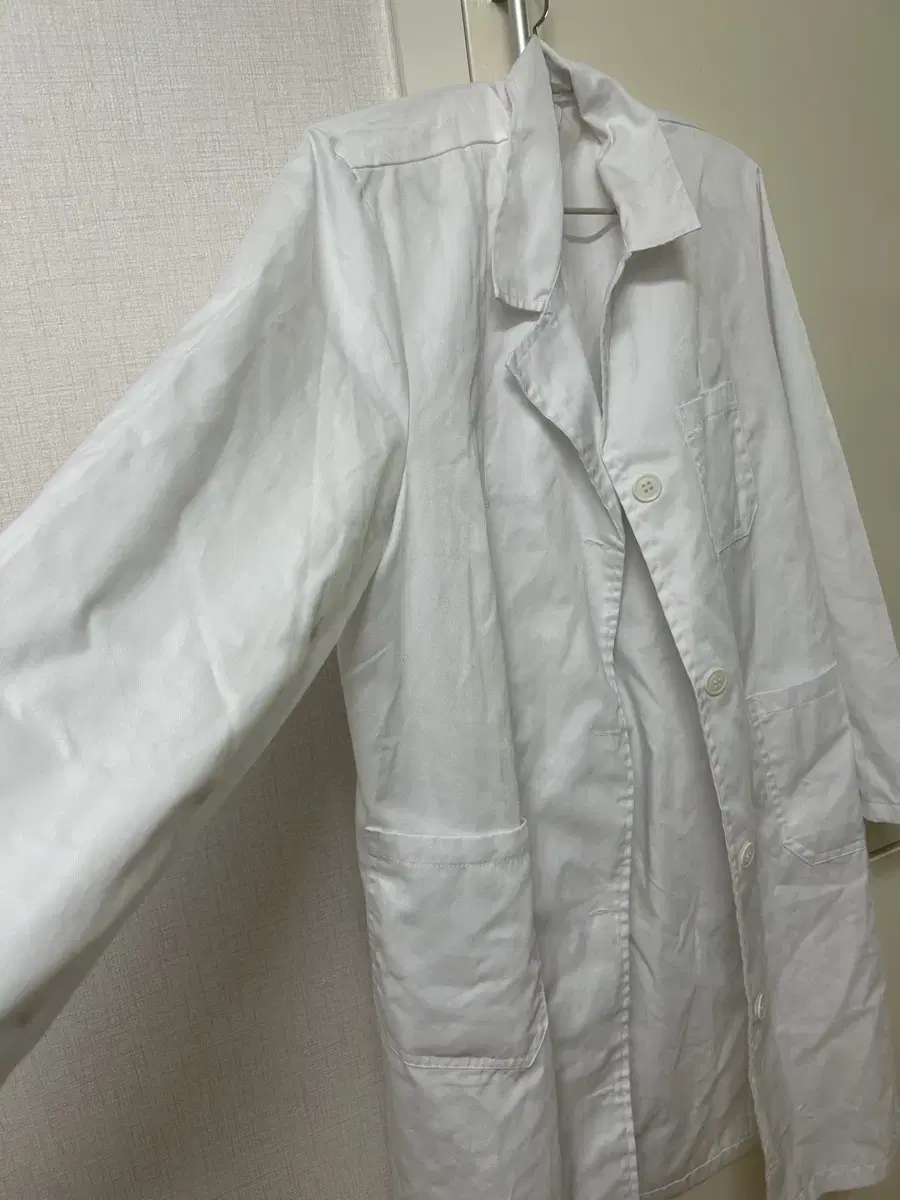 Lab coat size 66