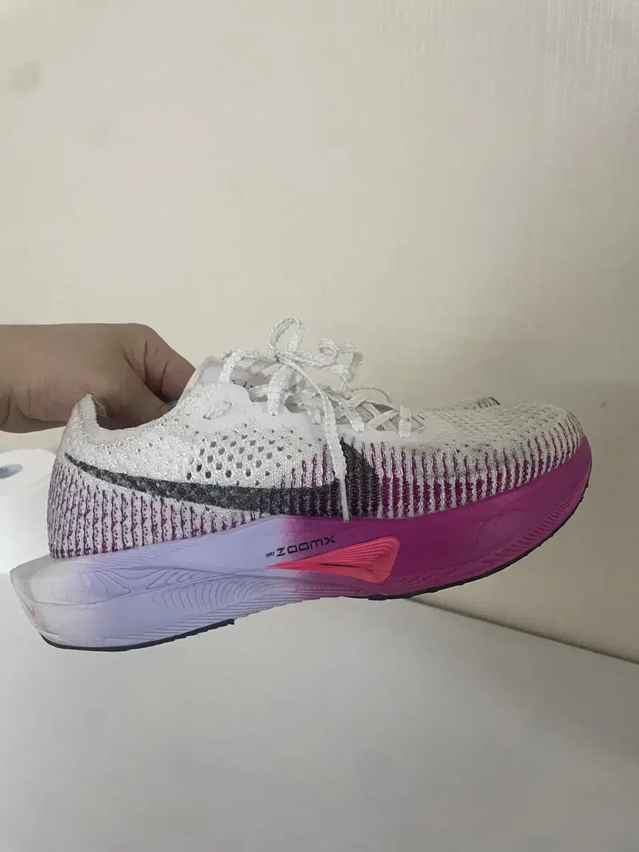 Nike Vaporfly 13 270