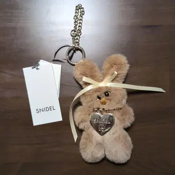 SNIDEL 토끼 모양 퍼 키링