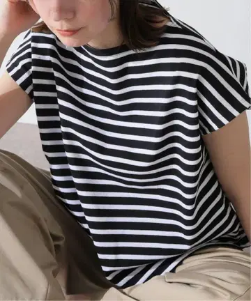 새상품 24SS 오르치발 보더 프렌치 슬리브 티셔츠