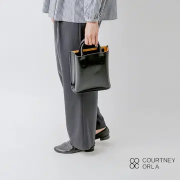 COURTNEY ORLA 코트니 아우라 CURVE TOTE s 토트