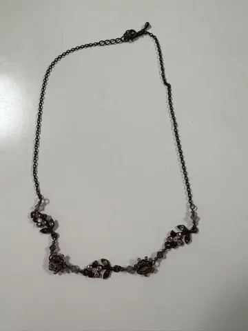 ANNA SUI 꽃과 잎 모티브 목걸이