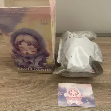 POPMART SKULLPANDA 스컬 팬더 Windflower