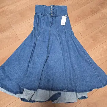 HARE 데님 플레어 스커트